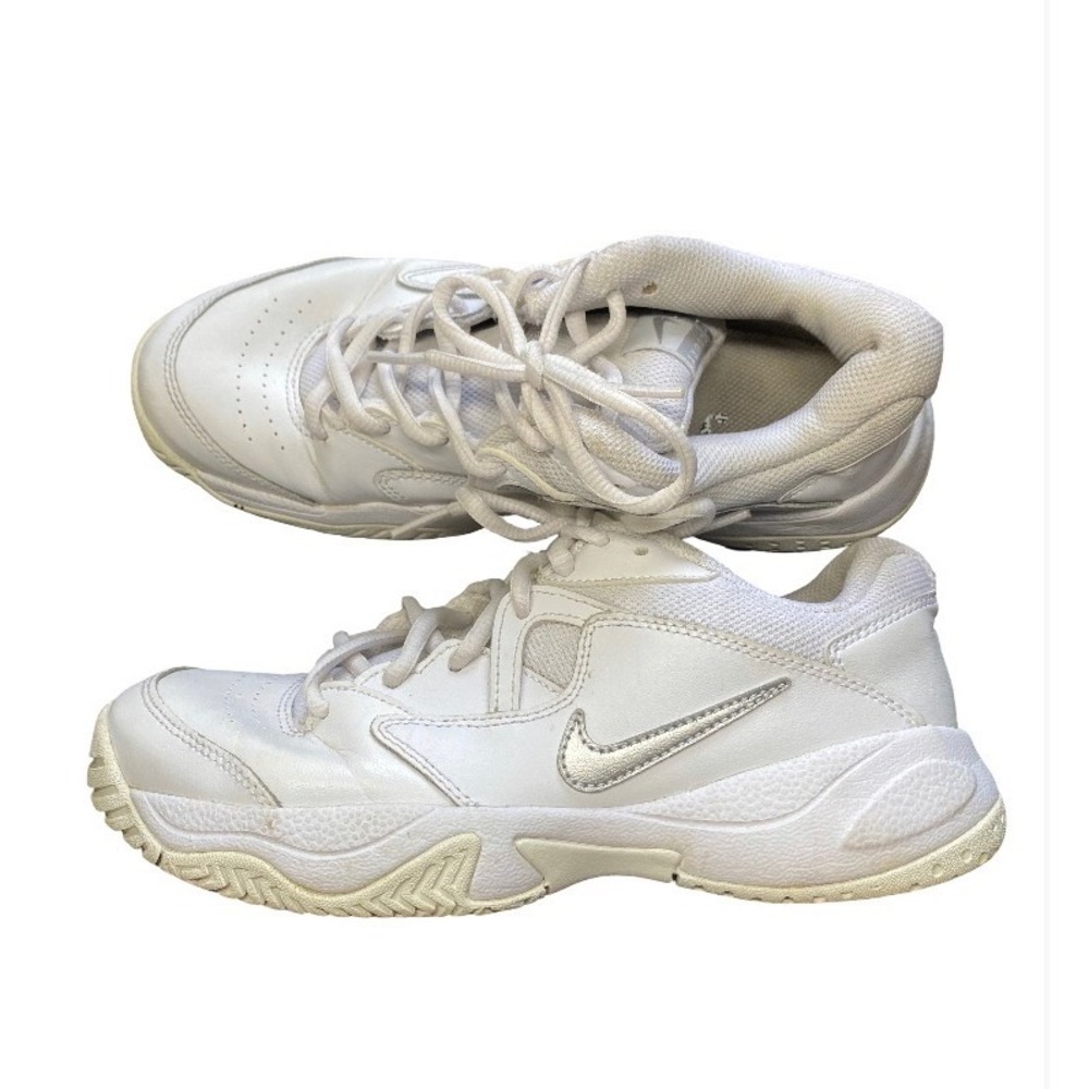Nike Women's Court Lite 2 White/Metallic Silver Sneakers Size 7
